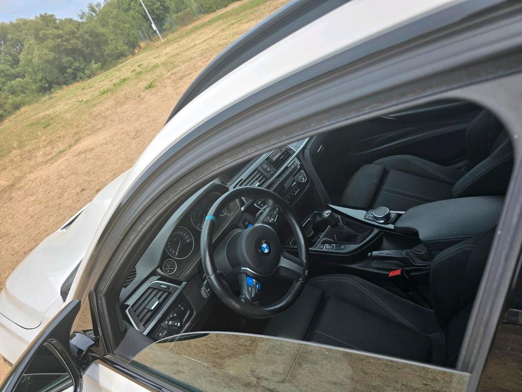 BMW 325