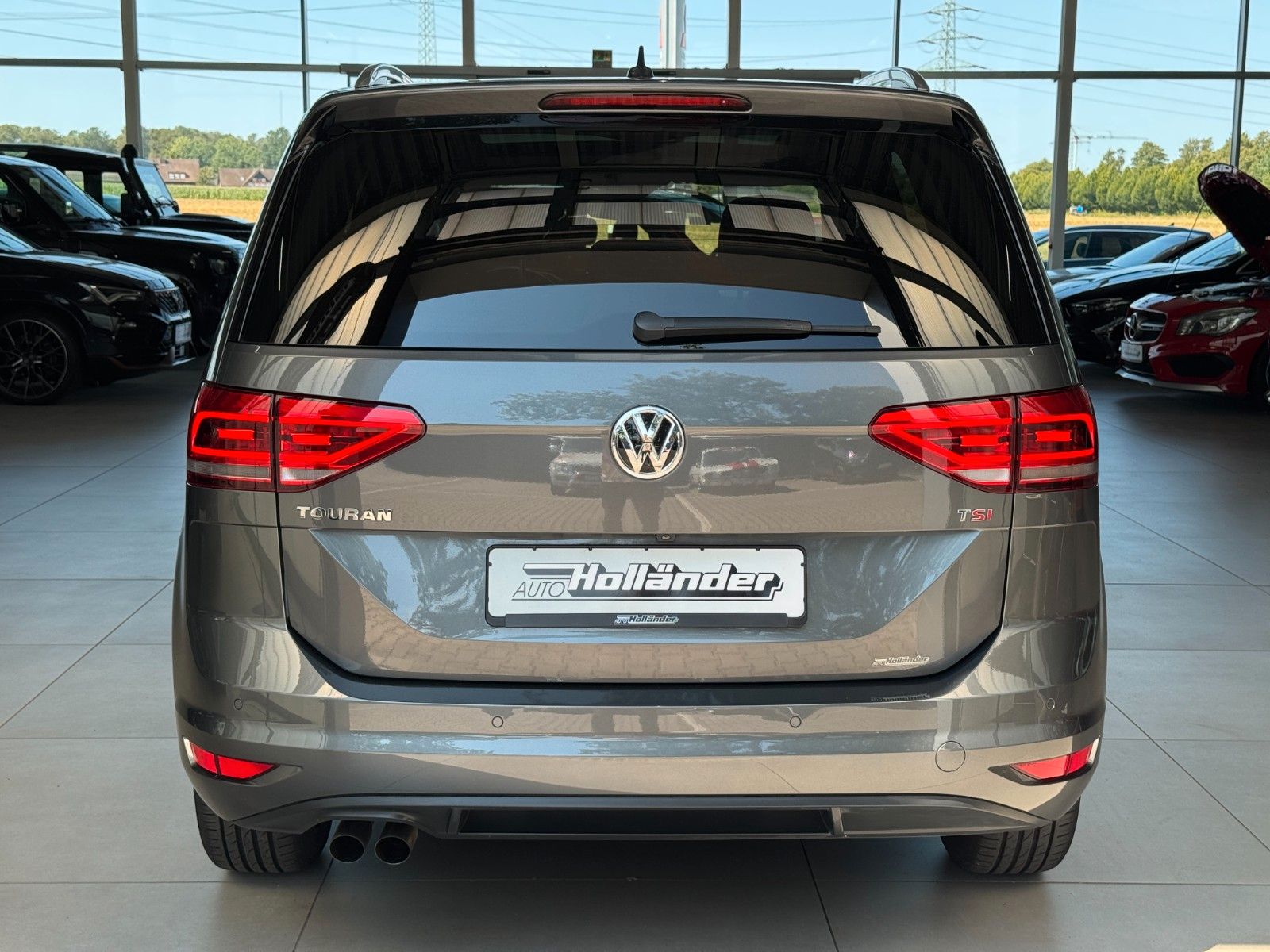 Fahrzeugabbildung Volkswagen Touran 1.4 TSI Automatik Sound "LED Spiegel-P."