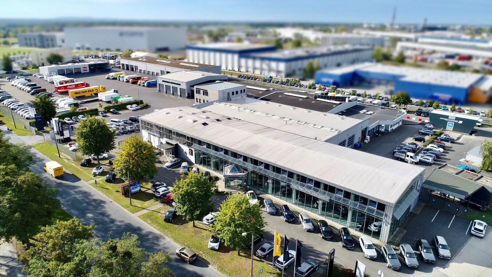 showroom-image-main