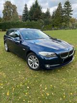 BMW 520 5 Touring 520 d - BMW 520 aus 2012 mit Diesel-Antrieb: Kombi