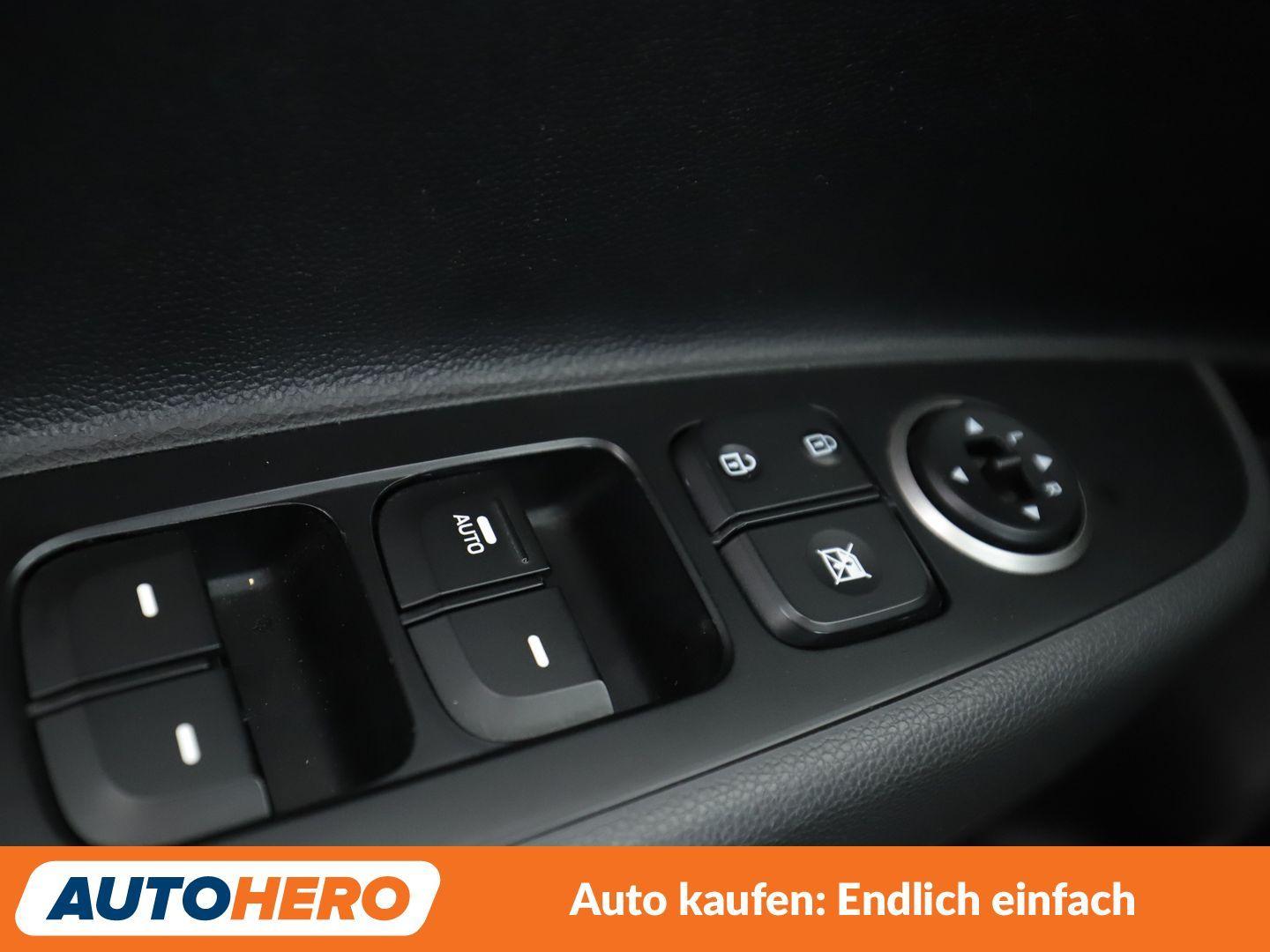 Hyundai i10 1.2 Style Aut.*NAVI*SHZ*LHZ*ALU*KLIMA*