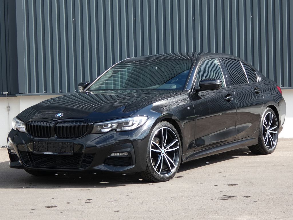 Image of BMW 320