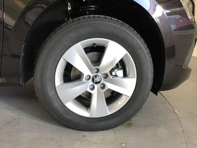 Fahrzeugabbildung Skoda Kamiq Selection 1.0 TSI DSG/AHK/Tempo/LED/Kamera