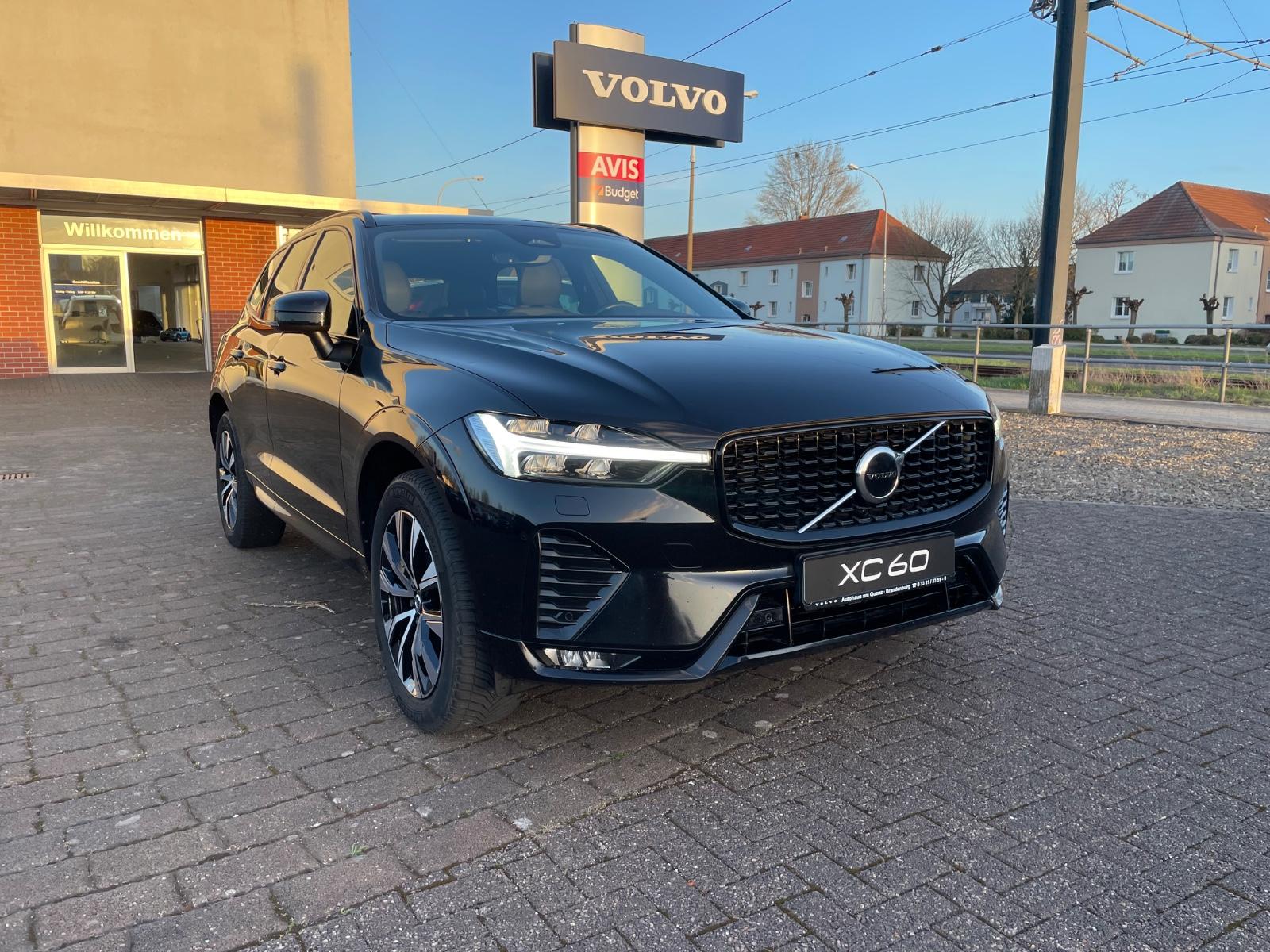 Volvo XC60 B4 D Plus Dark Aut. Cam AHK LHZ Sportsitze