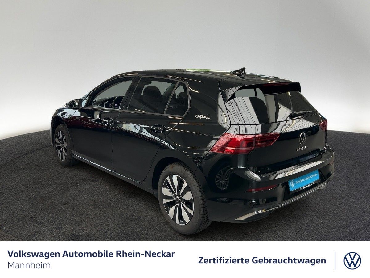Volkswagen Golf - Bild 4