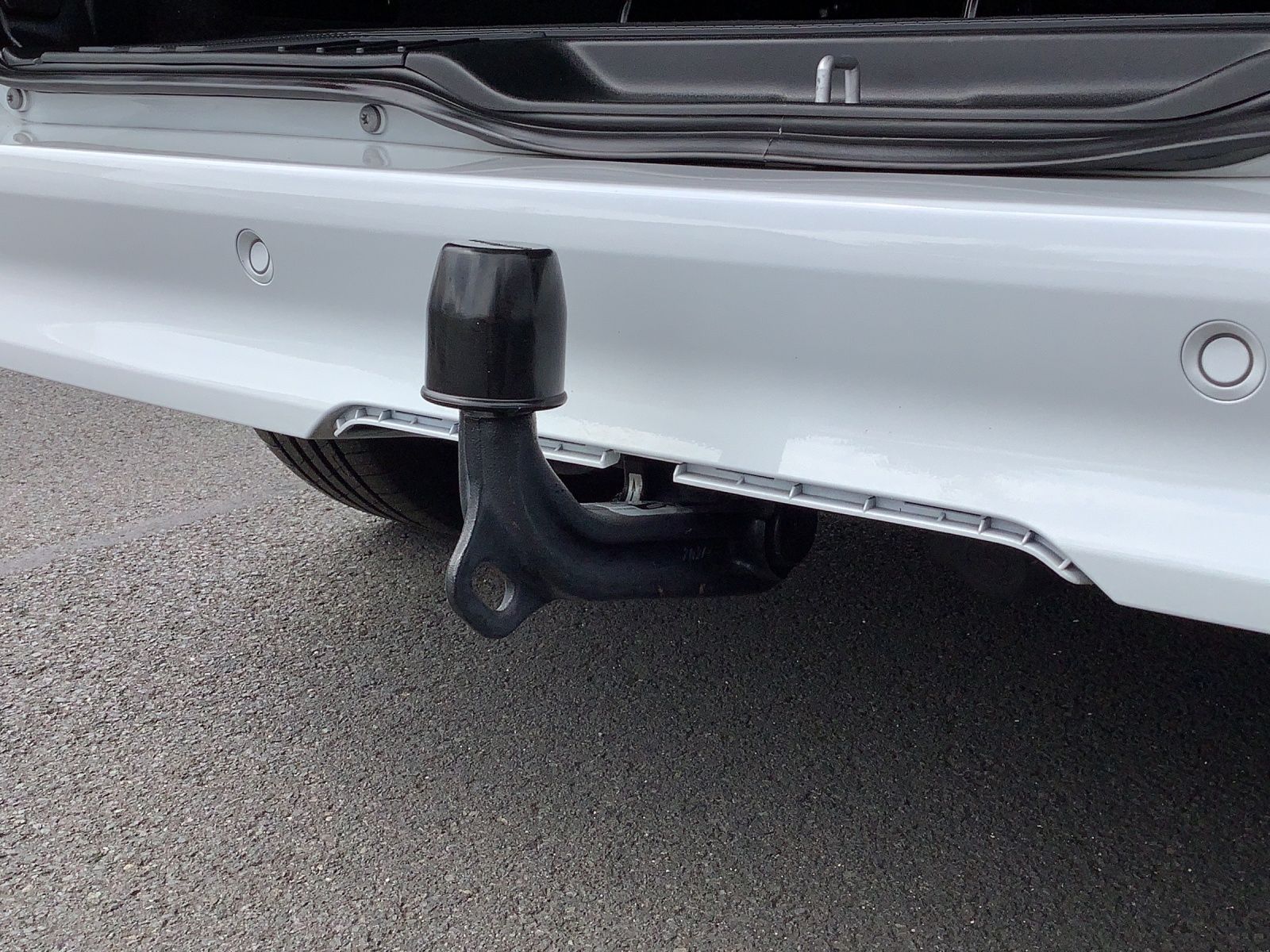 Fahrzeugabbildung Mercedes-Benz V 250 d EDITION 4M 7-Si. LED AHK NAVI MBUX