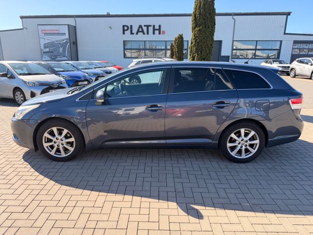 Toyota Avensis Kombi Executive EXPORT