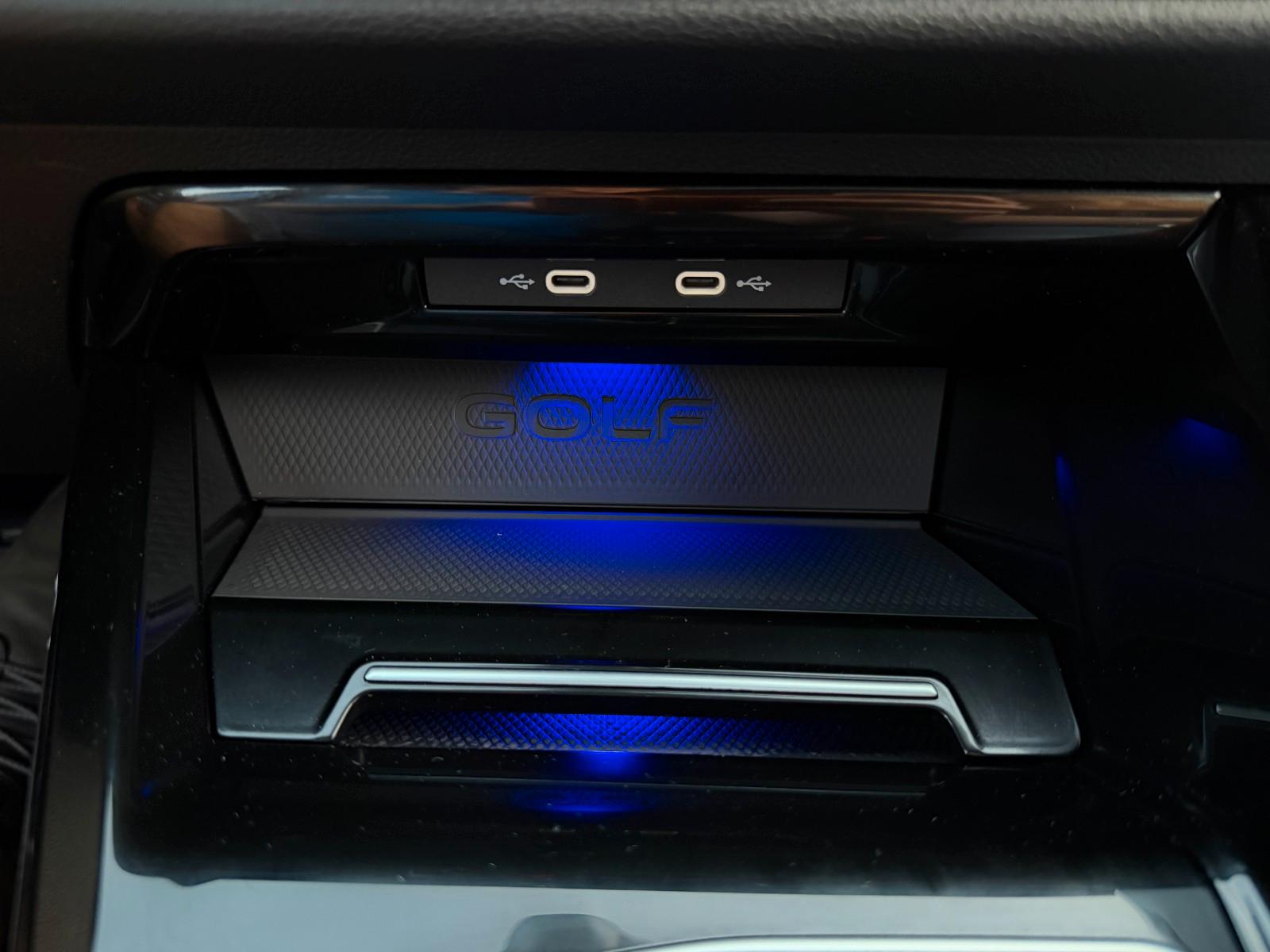 Volkswagen Golf VIII R 4Motion PANO*ACC*SOUND*LANE*SIDE*LED, миниатюра 23