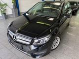Mercedes-Benz B 200 CDI*4M*AUT*URB*NAVI*KAMER*LED*SHZ*AHK*1-HD - Limousine mit Anhängerkupplung