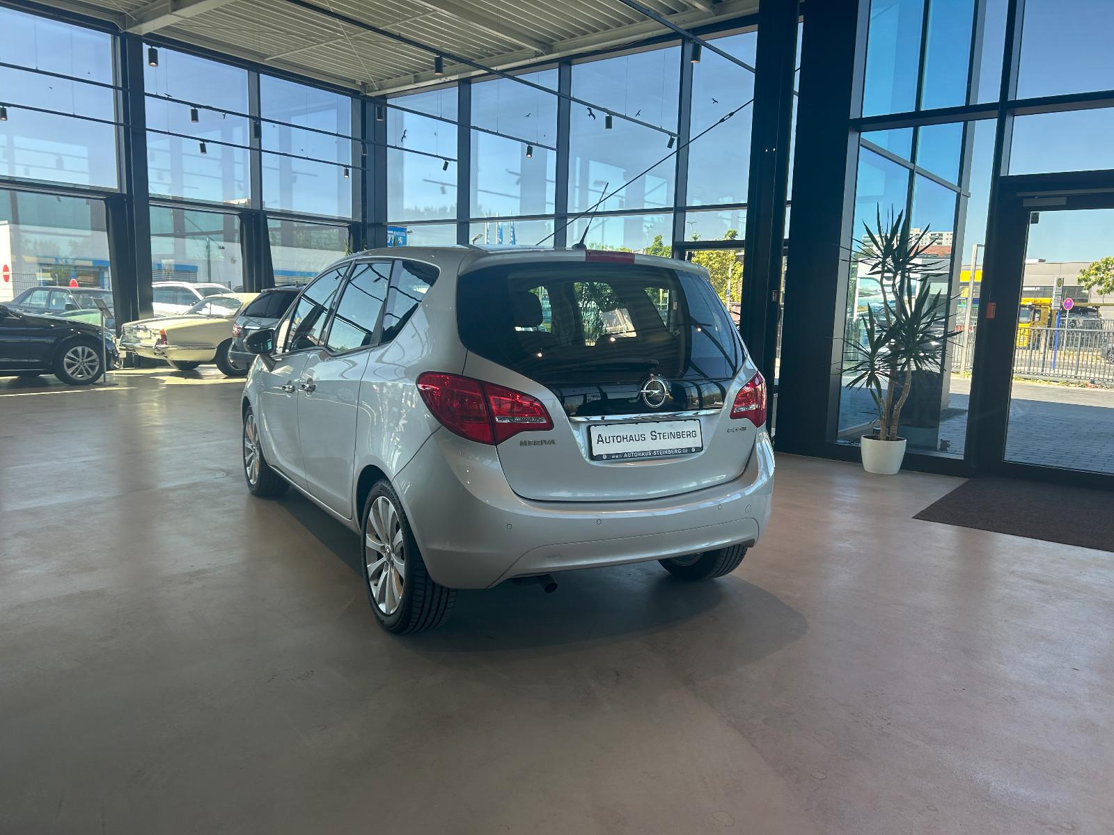Opel Meriva B Innovation SITZHEIZUNG+TEMPOAT+PDC