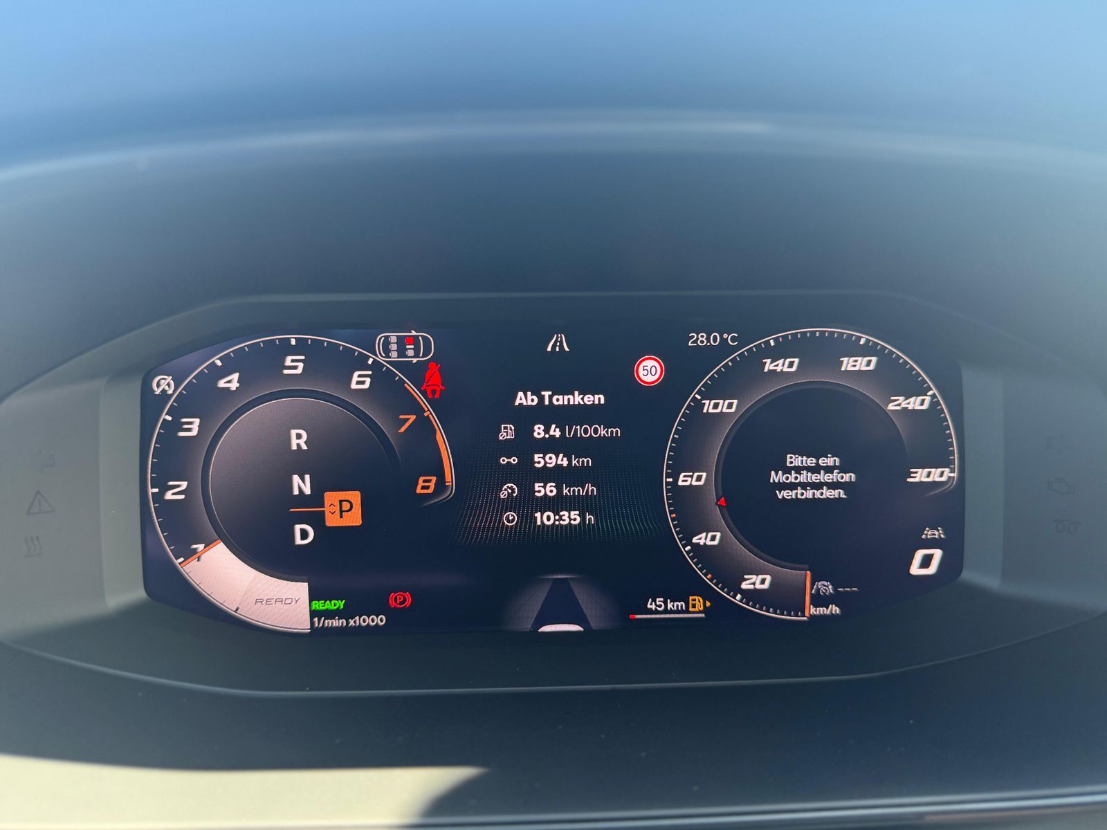 Ilustración del vehículo CUPRA Leon 1.5 eTSI MATRIX*PANO*ALCAN.*AHK*SENN*Drive2