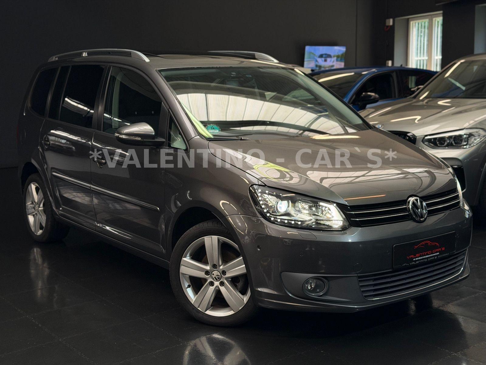 Volkswagen Touran Highline Pano/DSG/Standhzg/7Sitz/Kam/Navi