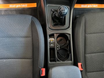 MYAUTOCENTER – Gebraucht- und Jahreswagen mit Werkstattservice in Pfaffenhofen Volkswagen Touran *1.HAND*Tempo*Klima*AHK*PDC*