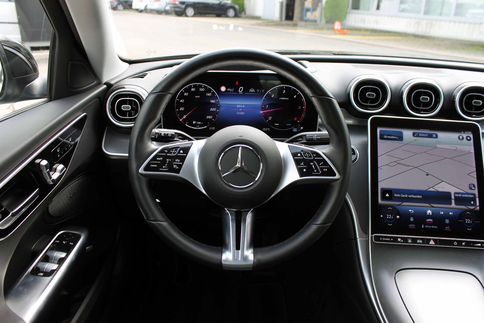 Fahrzeugabbildung Mercedes-Benz C220d T-Modell Avantgarde LED ACC 360° AHK AMBI