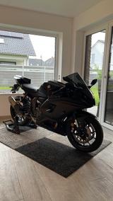Yamaha YZF R7