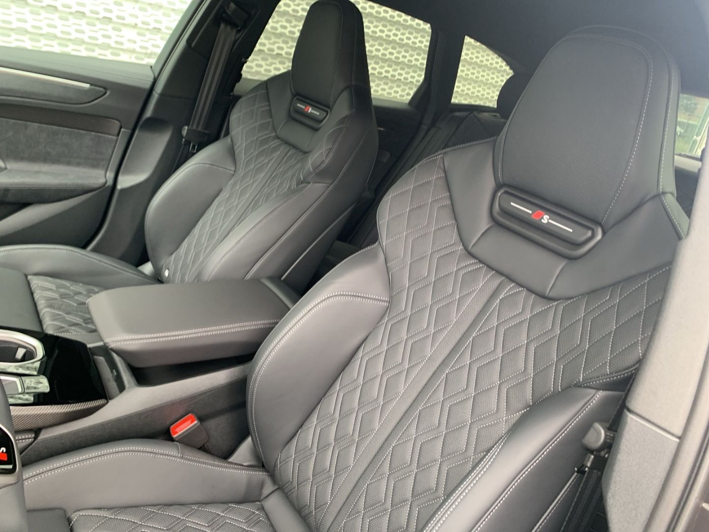 Audi A6 - Bild 28
