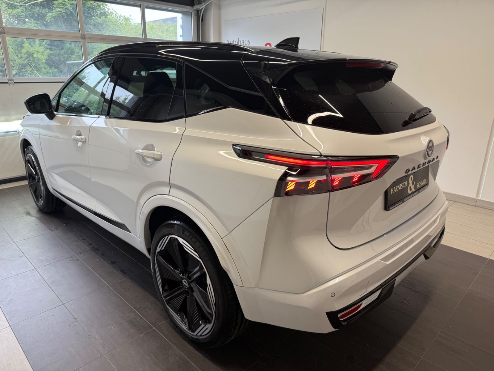 Fahrzeugabbildung Nissan Qashqai N-Design e-Power Komfort Paket Plus