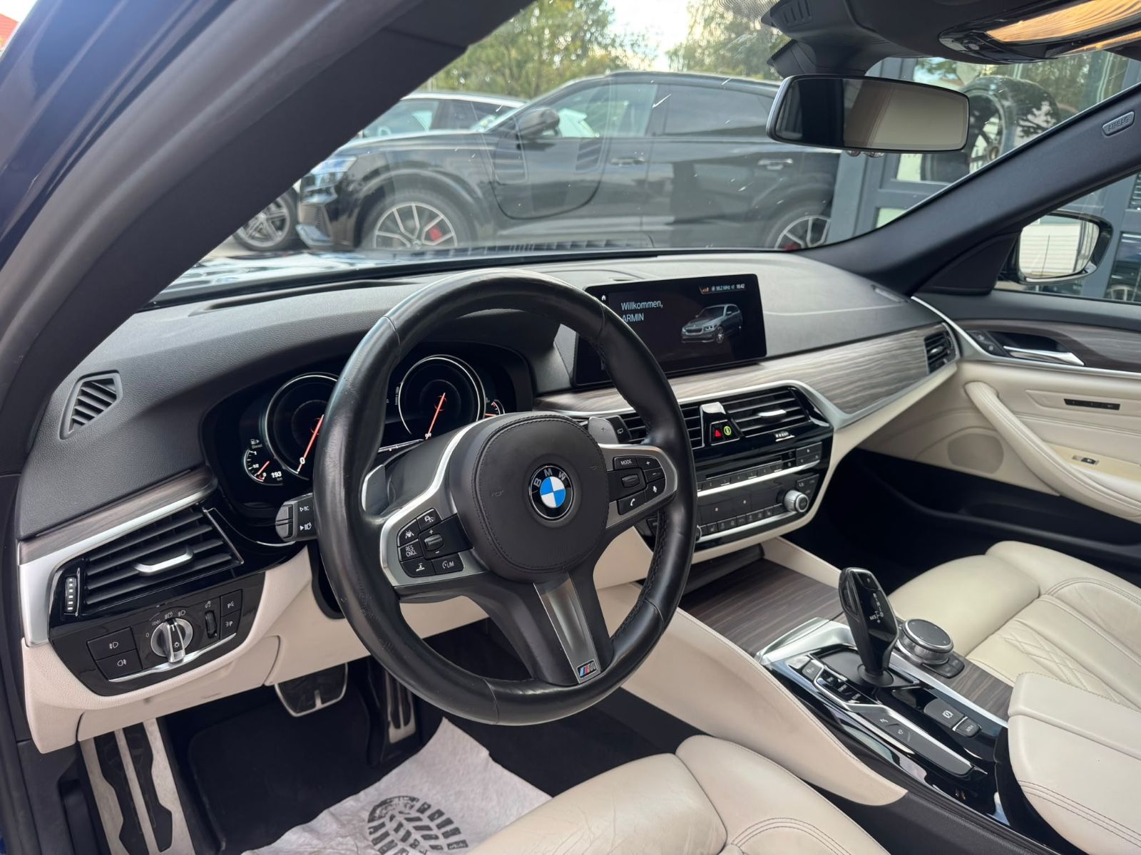 BMW 530 530 d Touring xDrive M Sportpaket*LED*Head Up*, Ansicht 10