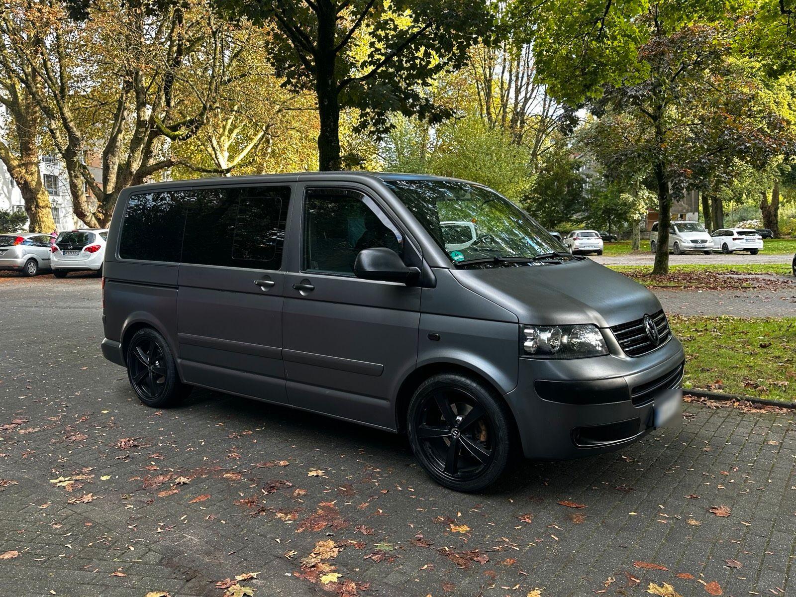 Volkswagen Multivan 2006 — photo 9