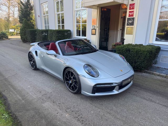 PORSCHE 992 Cabrio 3.8 Turbo S, Lift, Org. NL, Akrapovic