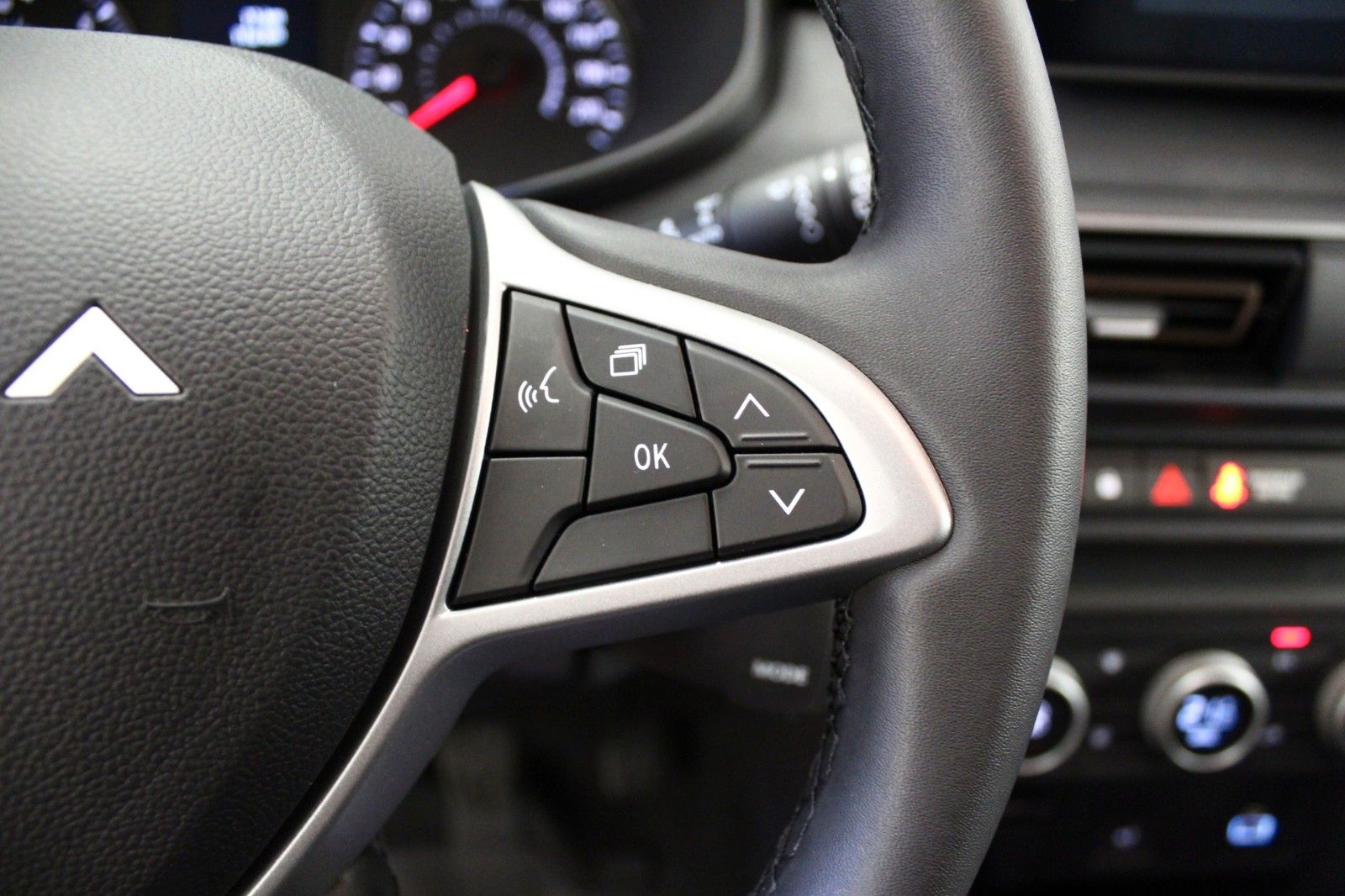 Fahrzeugabbildung Dacia Jogger Eco-G 100 Extreme+ 5-Sitzer *15238*