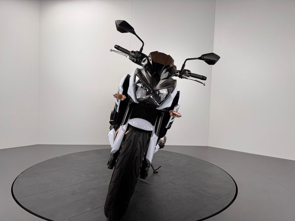 Fahrzeugabbildung Kawasaki Z800 *2. HAND *SERVICE NEU *TOP-ZUSTAND