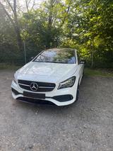 Mercedes-Benz CLA 200 AMG Line AMG Line - gebrauchte Mercedes-Benz CLA 200 aus dem Jahr 2016