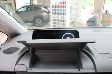 Fahrzeugabbildung Hyundai STARIA 4WD 8-AT SIGNATURE Sofort Verfügbar!!