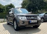 Mitsubishi Pajero 3,2 DI-D 4WD Automatik Tüv Neu Klima  - Mitsubishi: Allradantrieb
