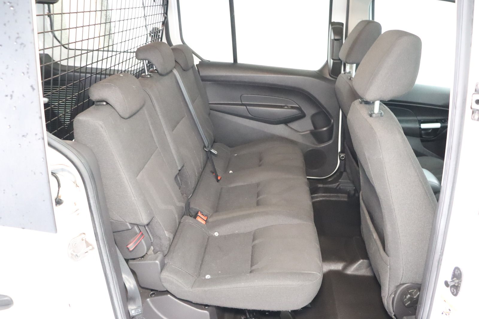 Fahrzeugabbildung Ford Transit Connect * Klima * Navi * RFK * AHK