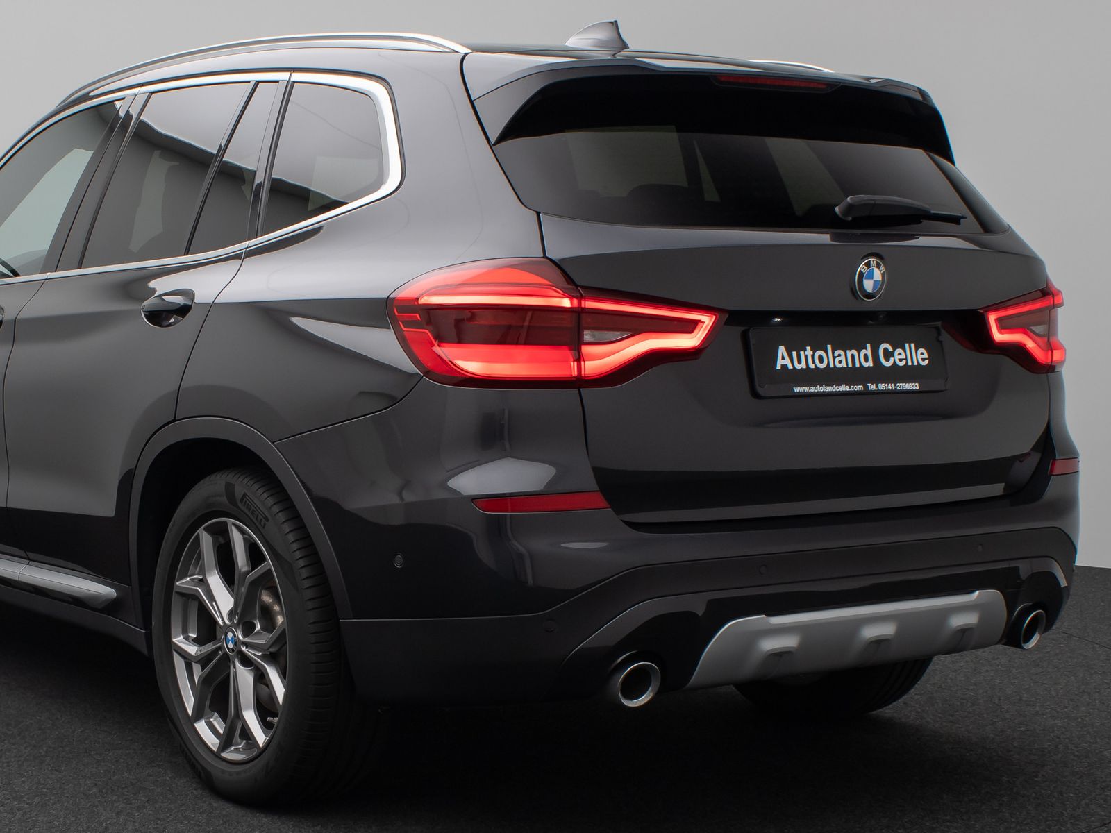 Fahrzeugabbildung BMW X3 xD20d xLine 360°HUD DAB HiFi Alarm Komfort