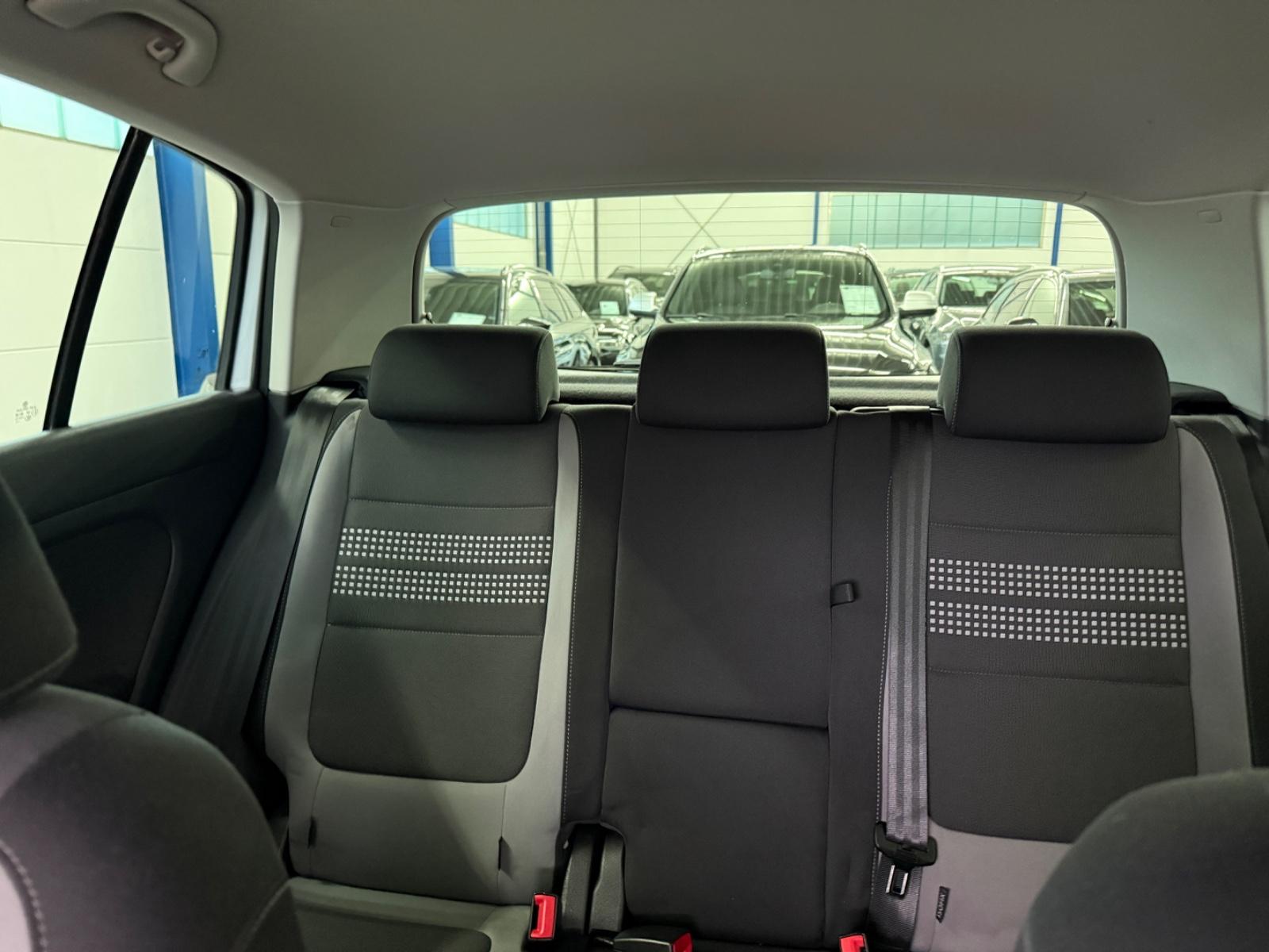 Volkswagen Golf Plus 1.4 TSI*AUTO*NAVI*TMP*PDC*AHK*SHZ*KLIM