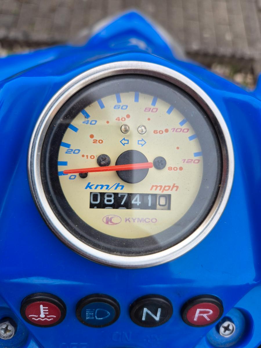 Kymco  2008 — двигун 249 cm³, 16 HP (12kW)