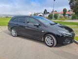 Opel Astra ST 1.2 Turbo 96kW Business Edition Bus... - Opel Astra: 1.9