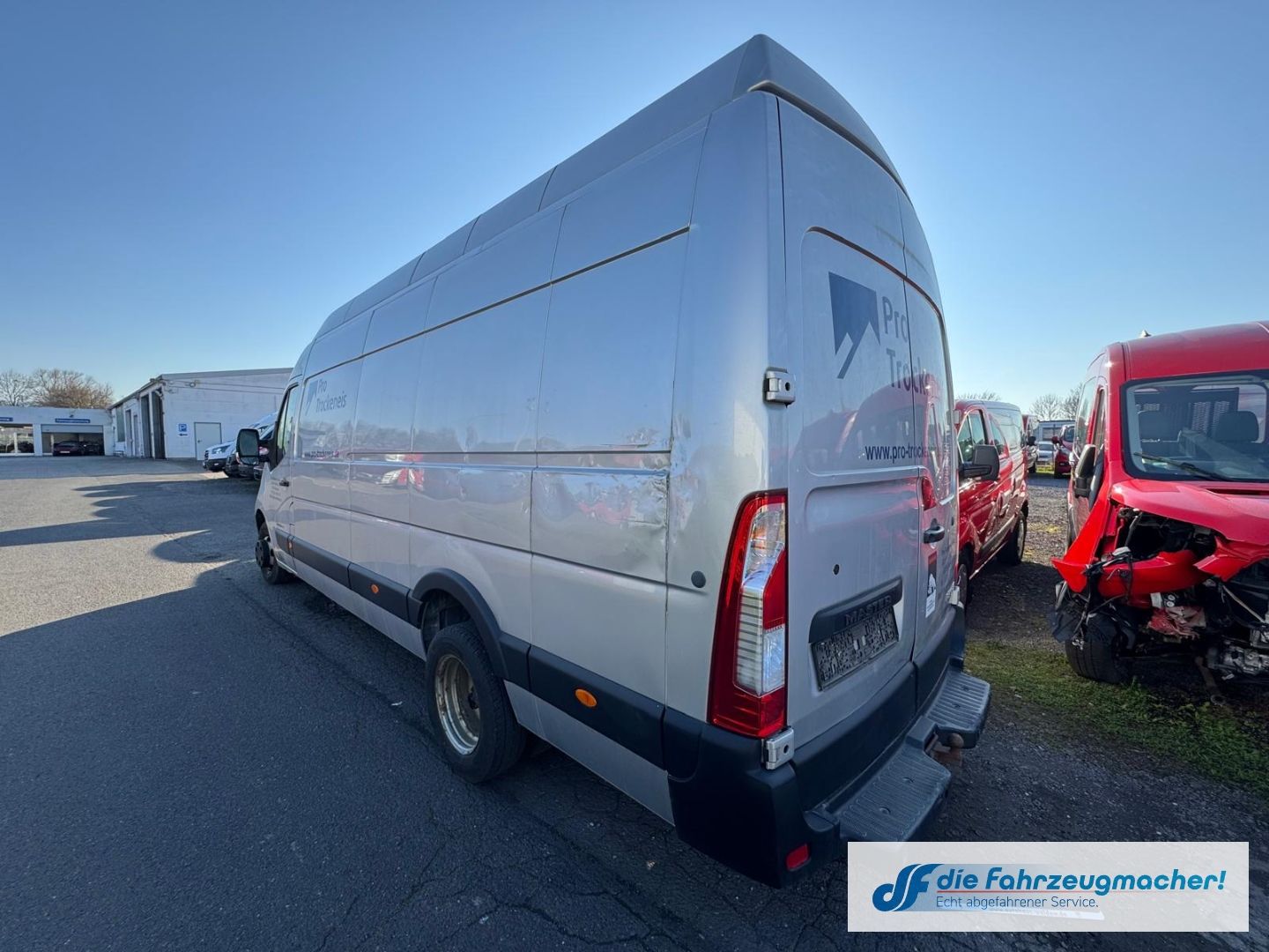 Fahrzeugabbildung Renault Master III Kasten L4H3 GKa 4,5t *UNFALLSCHADEN *