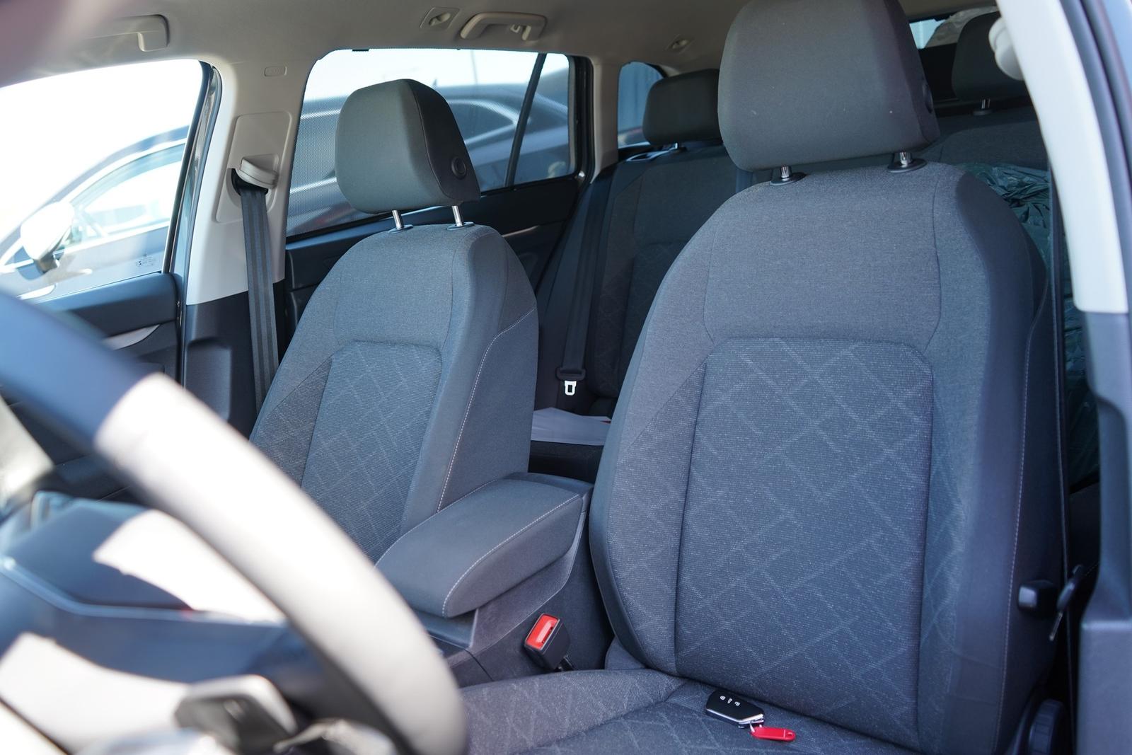 Volkswagen Golf VIII Variant Life eTSI LED Navi App-Connect, миниатюра 10