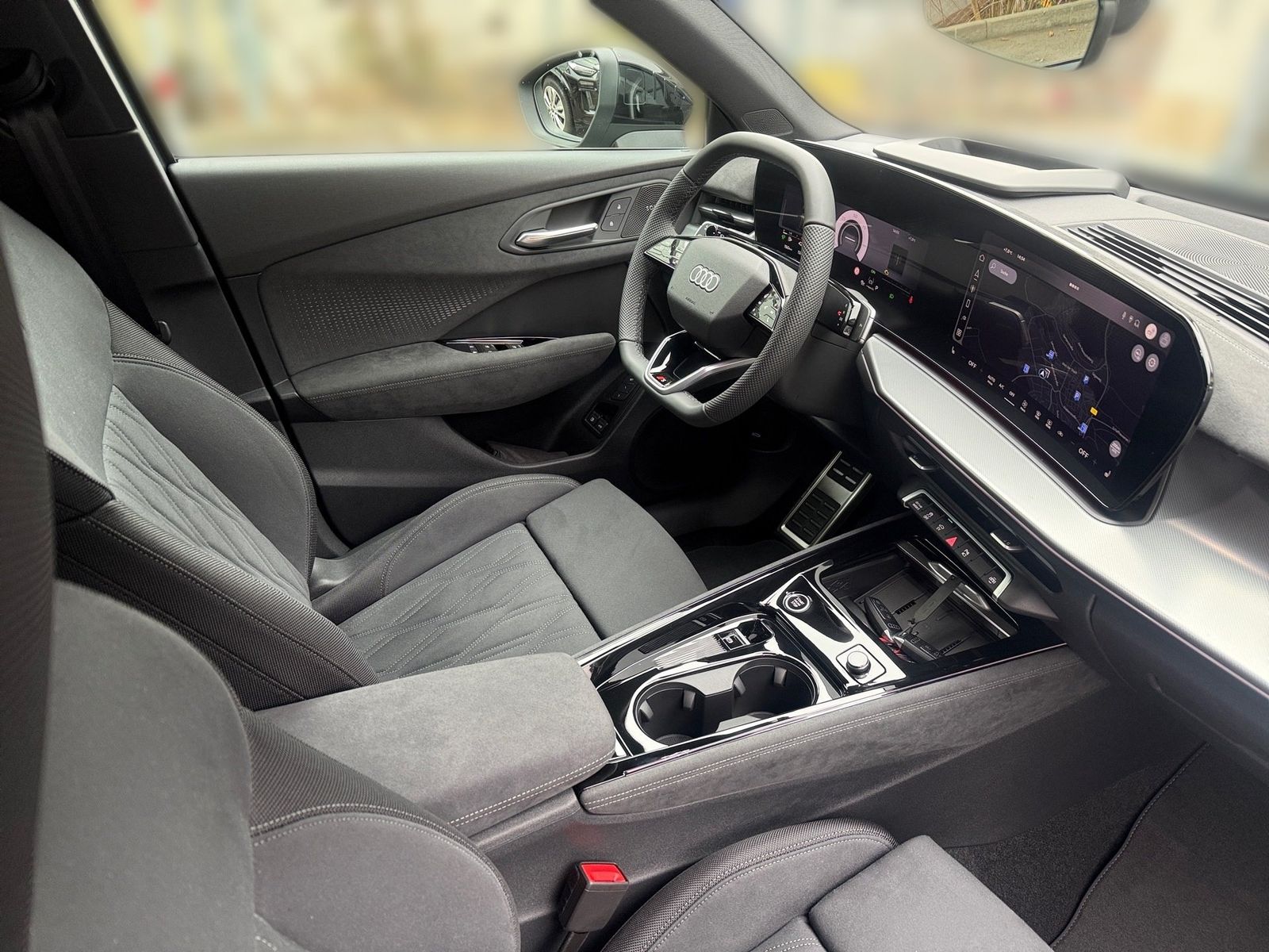 Audi Q3 SUV e-hybrid S-Tronic HeadUp AHK Navi DigiMat foto 15