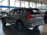 Volvo XC60 Essential*T6*Plug-In*AWD*4xSHZ*LED*AHK*Navi - Volvo aus 2023