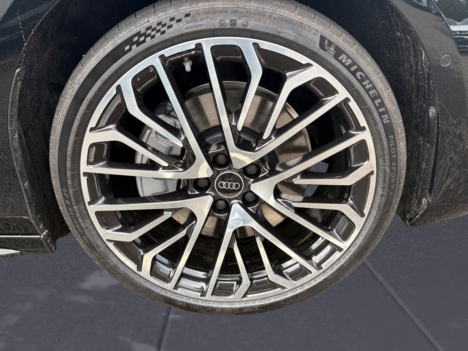 Audi A6 - Bild 8