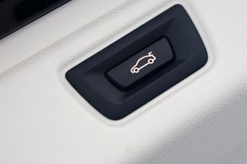 BMW 320d xDrive Touring DriveAssist RFK AHK 1.Hand