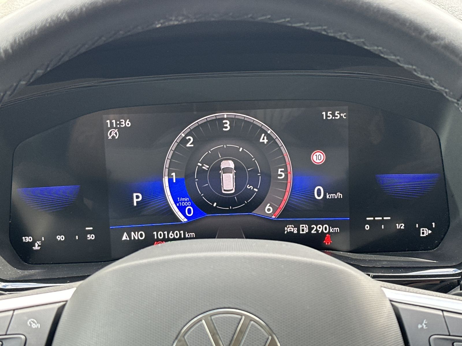 Fahrzeugabbildung Volkswagen Touran Comfortline 2.0 TDI DSG NAV+LED+ACC+AHK