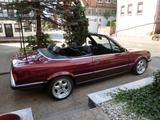 BMW 320 i   Cabrio - BMW aus 1990: Cabrio