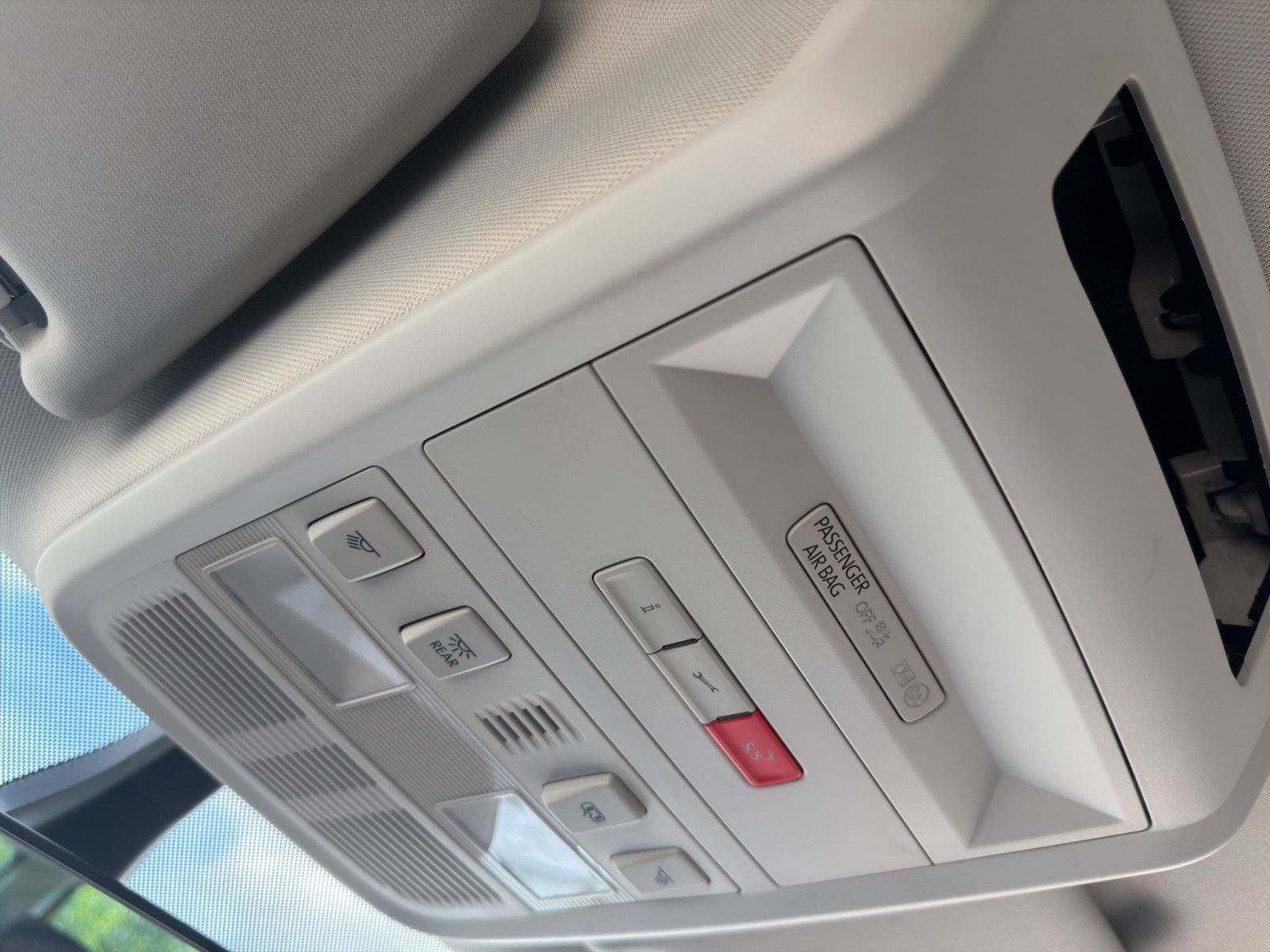 Fahrzeugabbildung Volkswagen T6 Caravelle/Apple CarPlay/Trendline/Blth/Klima
