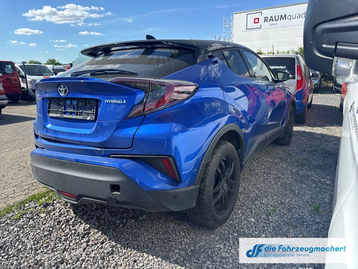 Fahrzeugabbildung Toyota C-HR Hybrid Style Selection 1.8 EU6d-T *TOTALSCH