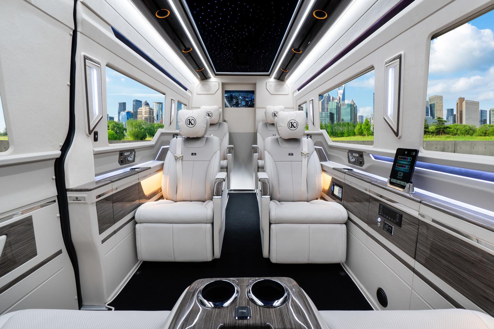 Mercedes-Benz Sprinter 519 - VIP Business JetVan - 2026