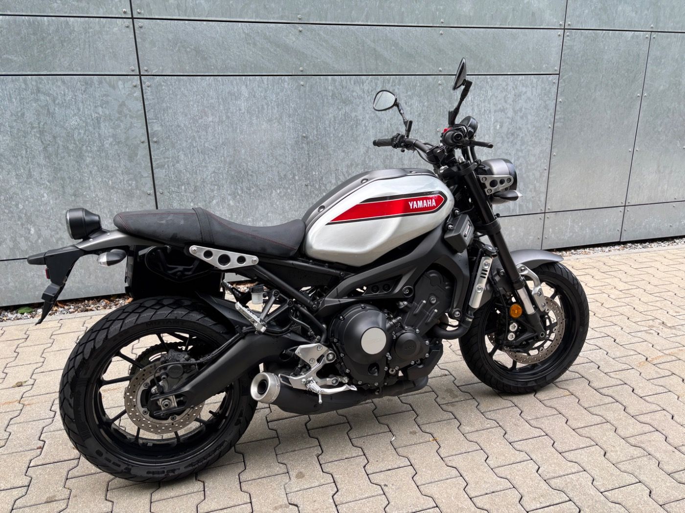Fahrzeugabbildung Yamaha XSR 900