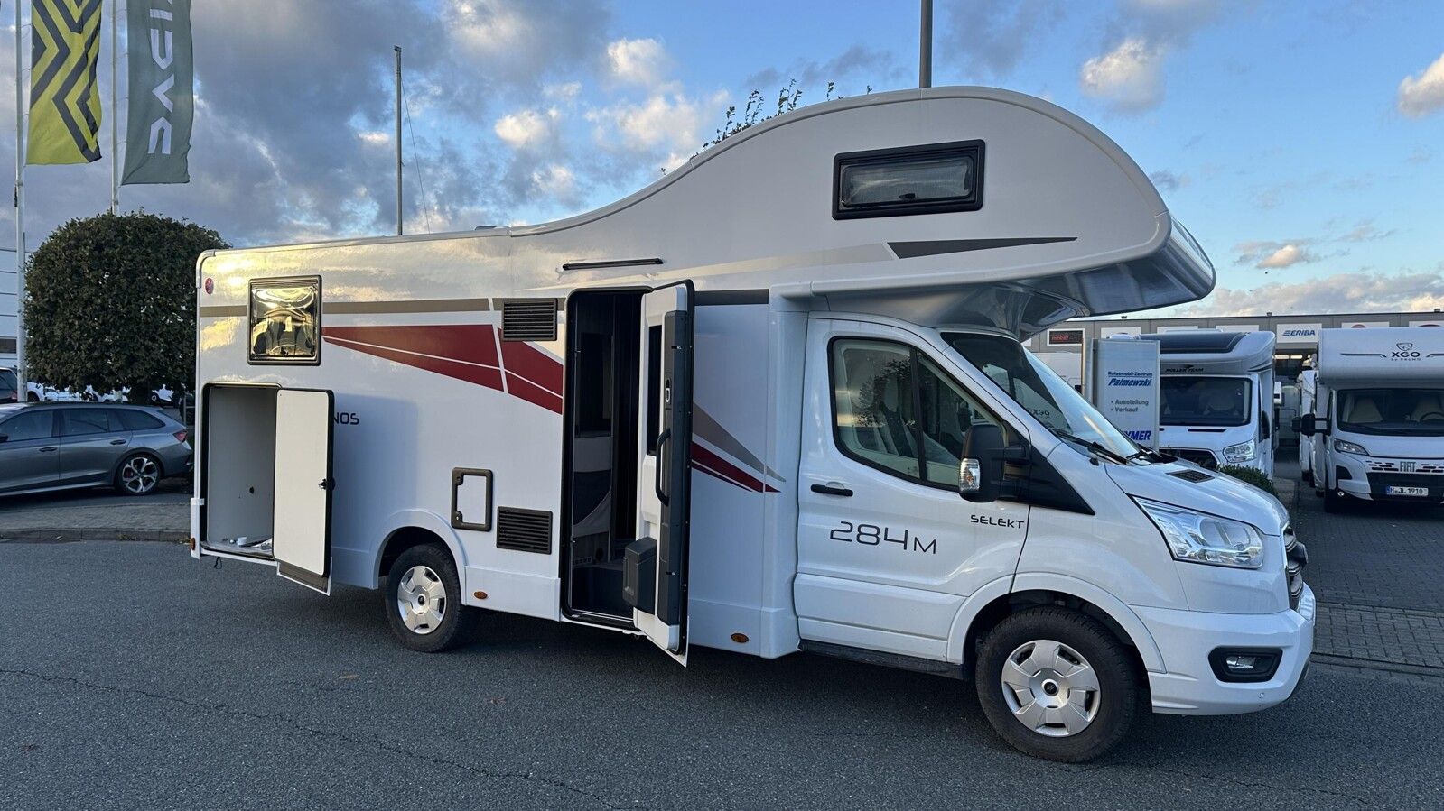 Fahrzeugabbildung Roller Team Kronos 284 M Ford