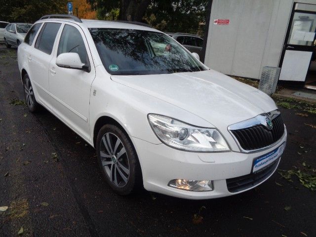 Skoda Octavia Combi Family 1.4 TSI Family/Bi-Xenon/PDC