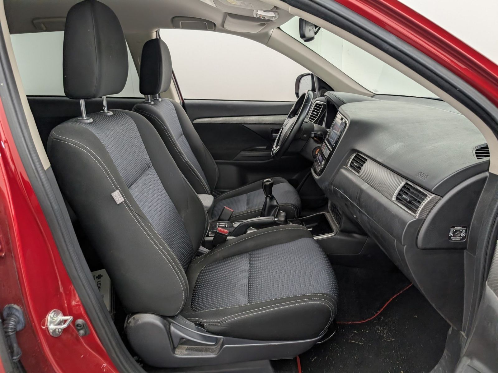 MITSUBISHI Outlander 2.0 MIVEC Edition Kamera SHZ – Bild 12