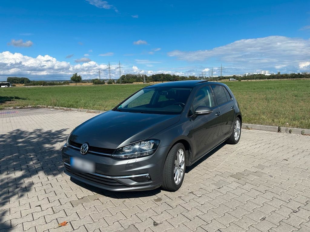 Image of Volkswagen Golf